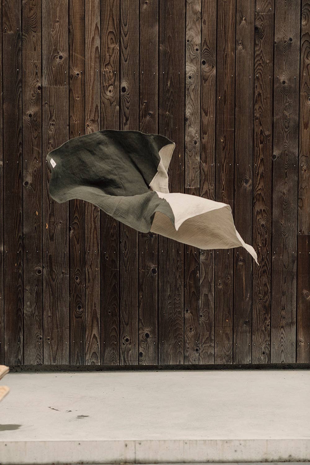 The Straw Studio - Wholesale Beach Towel - Thin Beach Blanket0