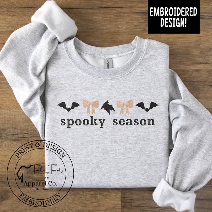Sudadera bordada de temporada espeluznante, sudadera de Halloween para venta al por mayor de TwelveTwentyTees