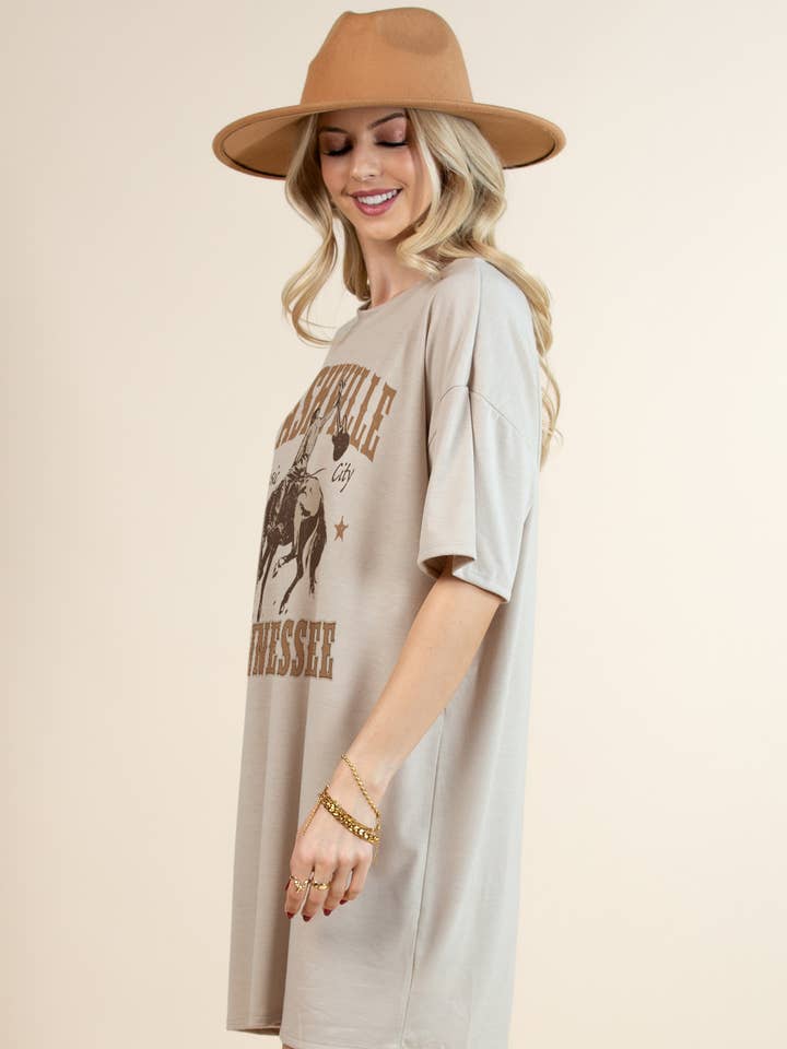 Nylon Apparel - Vendita all'ingrosso Vestito - Donna - AV1202-6380-Tish Nashville Rodeo Stampa Abito T-Shirt3