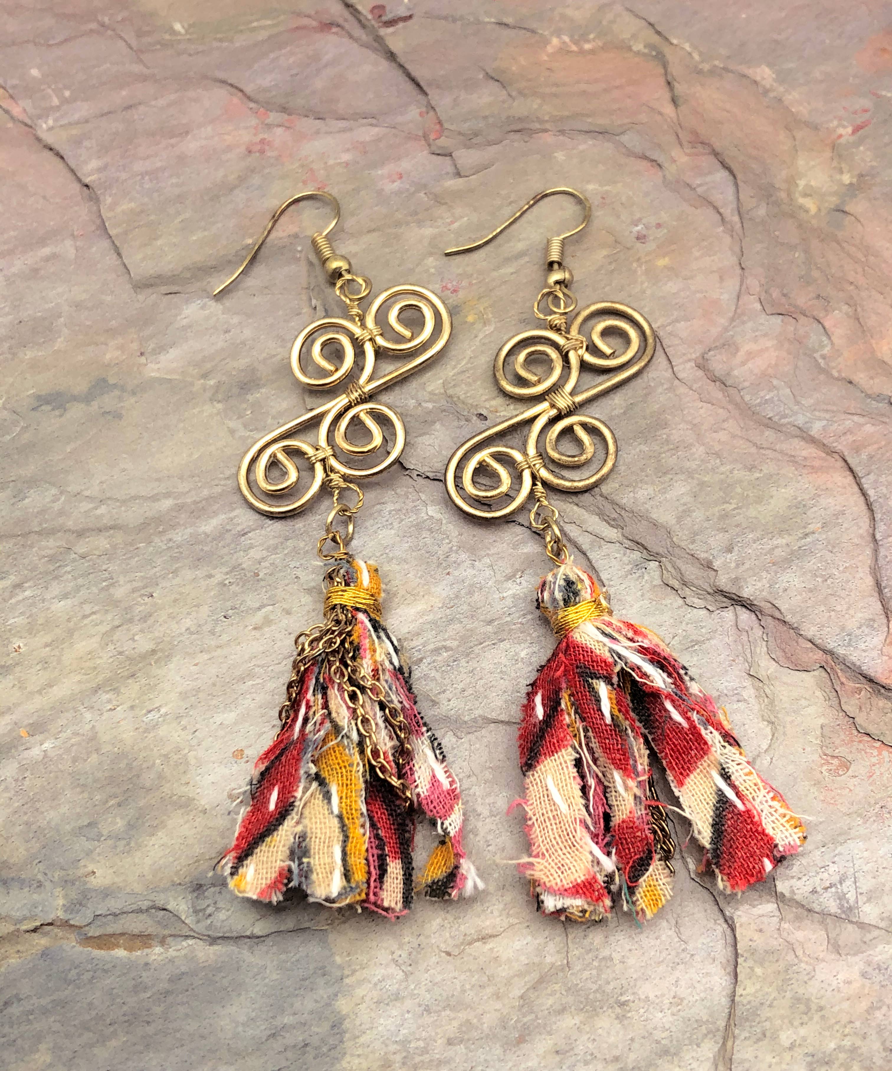 Anju Jewelry - Wholesale Tassel Earrings - Aasha Wire and Tassel Earrings3