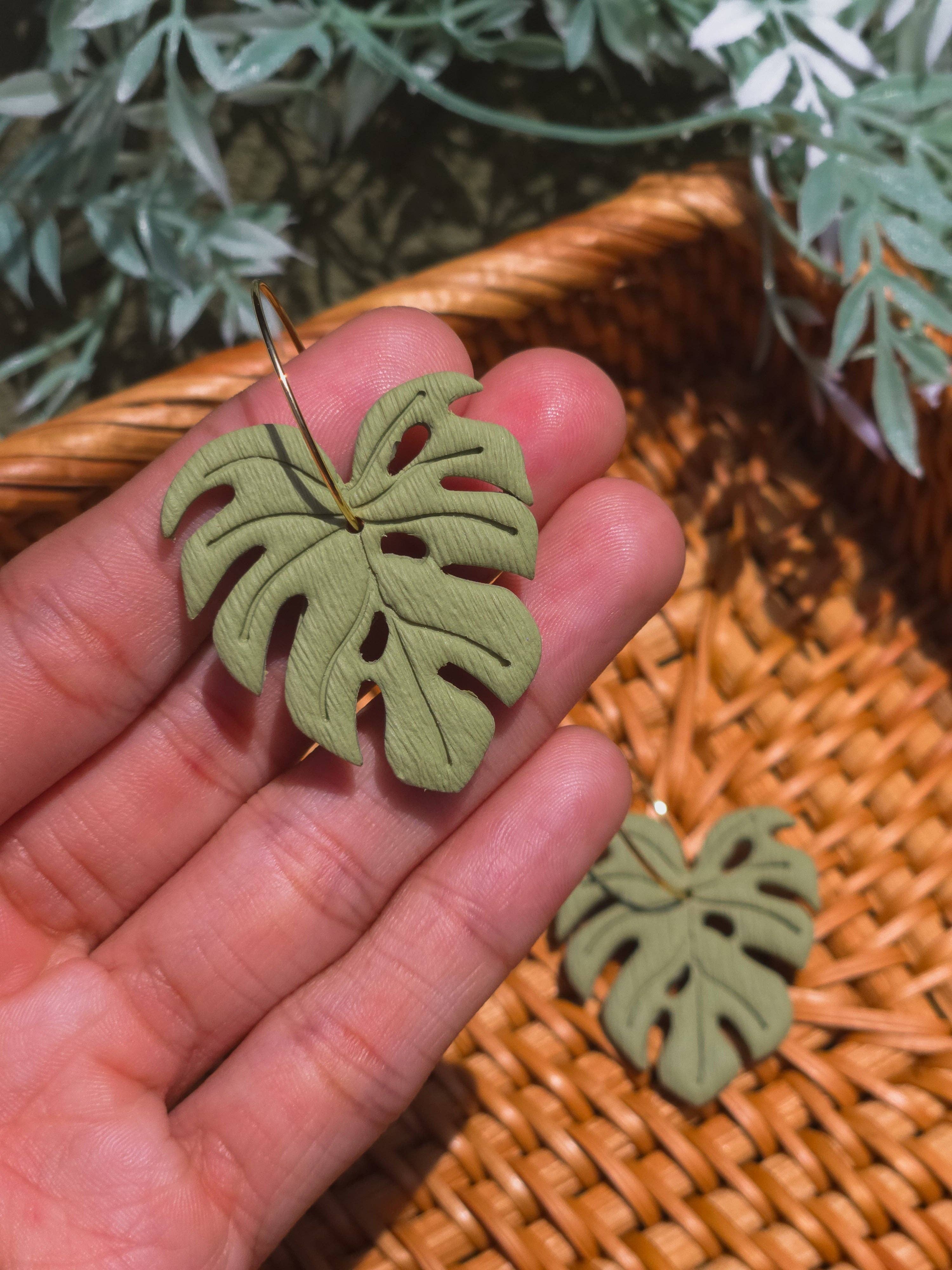 Ivy Lane Clay Co. - Wholesale Hoop Earrings - Monstera Hoops1