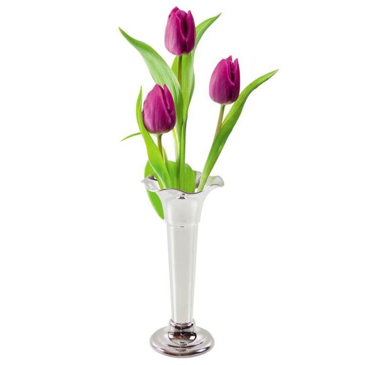 Jarrón con borde ondulado, chapado en plata, 5.5 pulgadas de alto. NÚMERO DE SKU: C2330. para venta al por mayor de Corbell Silver