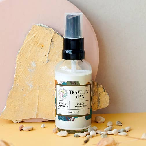 Chambre Travelin' Man et Linen Mist pour la vente par The Scented Vine