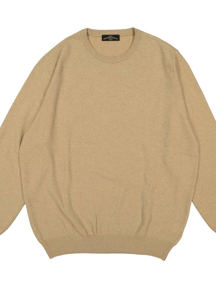 Klassischer Lambswool-Pullover – Camel für den Großhandel von ARMAZÉM DAS MALHAS