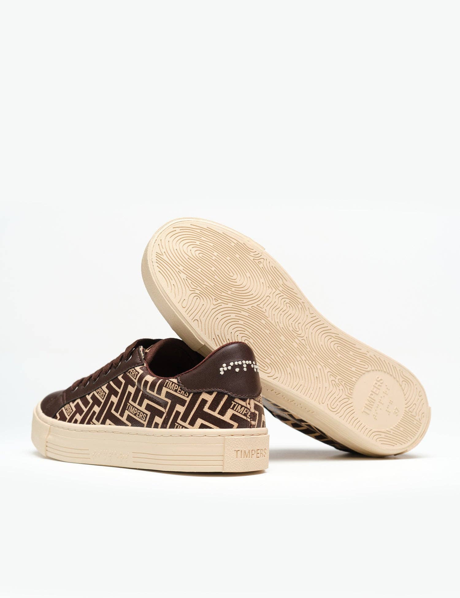 Timpers – Großhandel Sportsneaker – Unisex – Unisex vegane Sneaker mit braunem Monogramm und Naturkautschuksohle2
