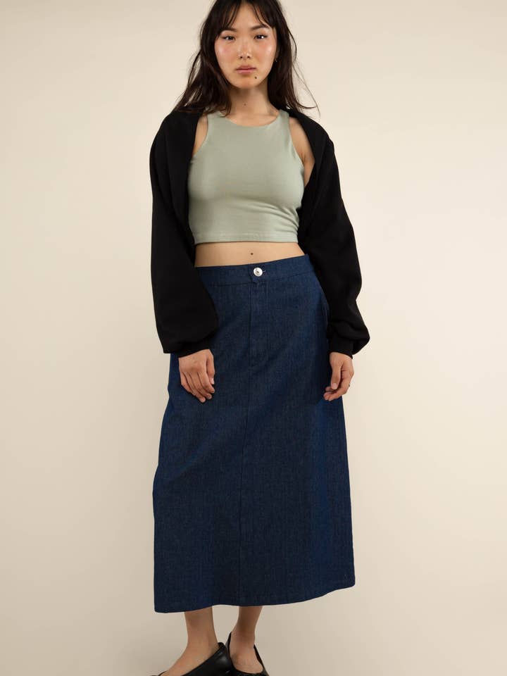 Black Ridge Fleece Shrug for wholesale on Faire