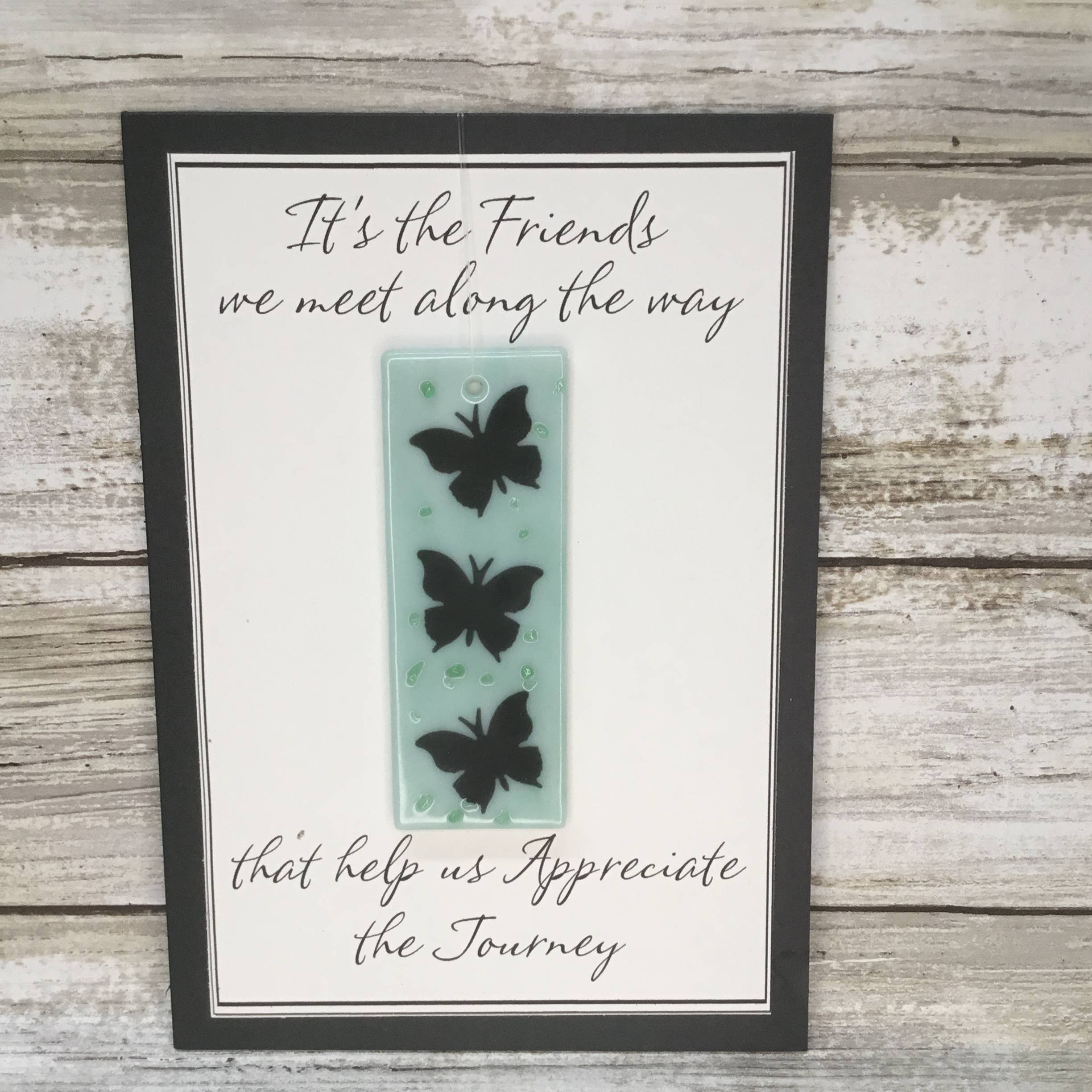 Glimmer Glass Gifts - Vente Carte de vœux classique - Carte de vœux It's the Friends we Meet/ Suncatcher amovible2
