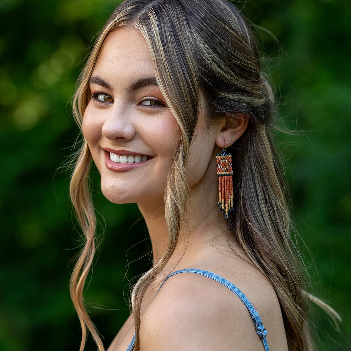 Anju Jewelry - Vente Boucles d'oreilles à pampille - Boucles d'oreilles à franges tribales en perles de rocaille - Plusieurs styles de couleurs2