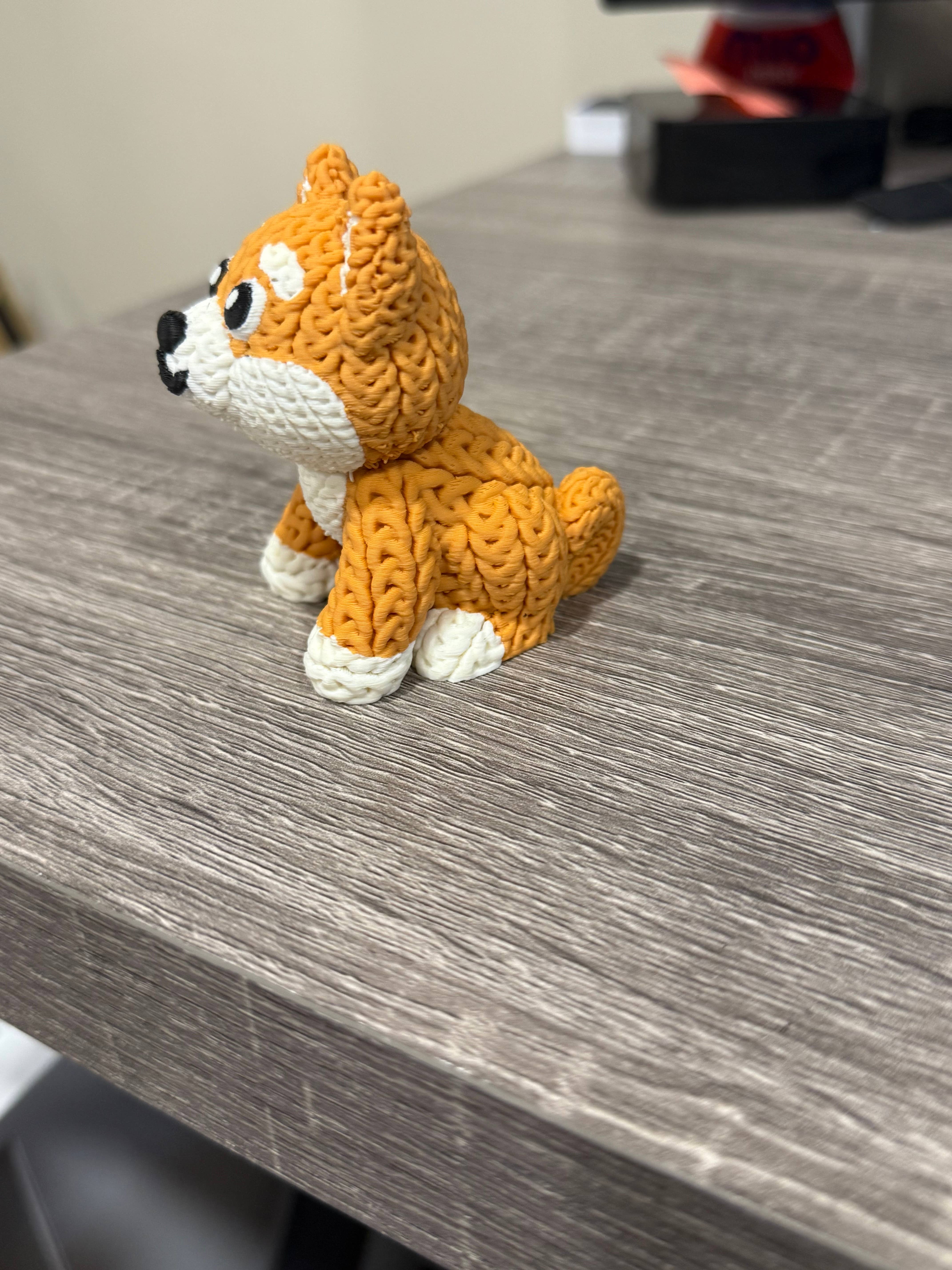 Upstate Design Decor - Vente Figurine décorative - Figurine tricotée imprimée en 3D Shiba Inu - Plusieurs couleurs4