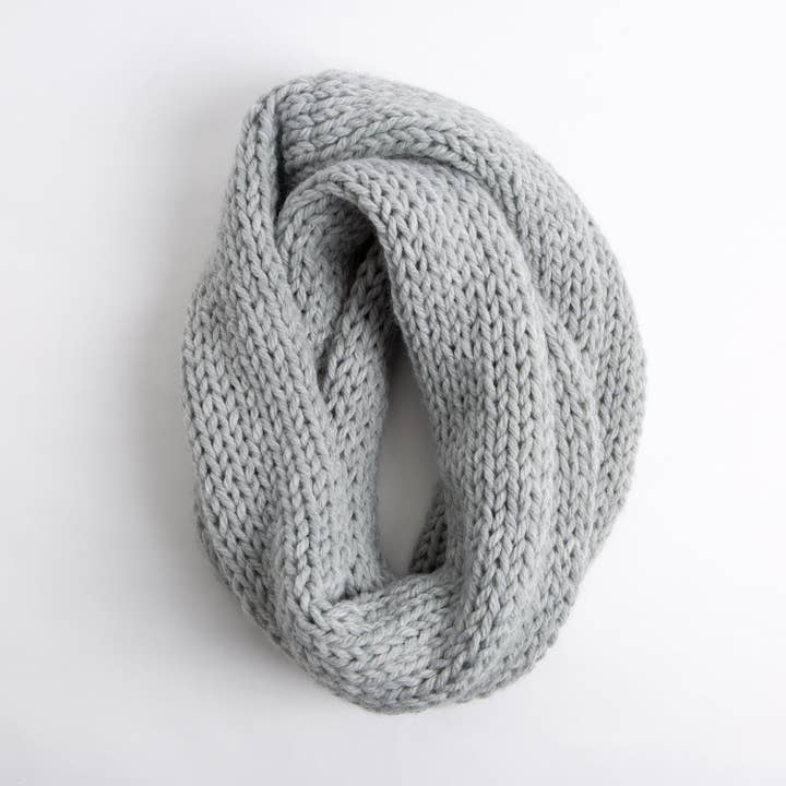 Wool Couture Company - Wholesale Brei- en haakbenodigdheden - Infinity sjaal breiset - Beginners