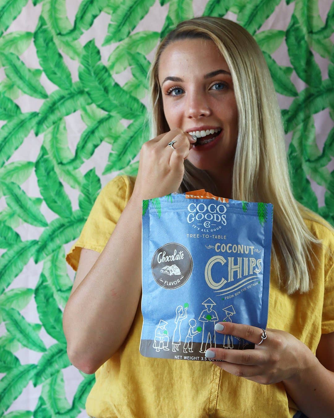 CocoGoods Co - Wholesale Chips - Natural Toasted Coconut Chips, Chocolate 3.5 oz Zip Lock Bag6