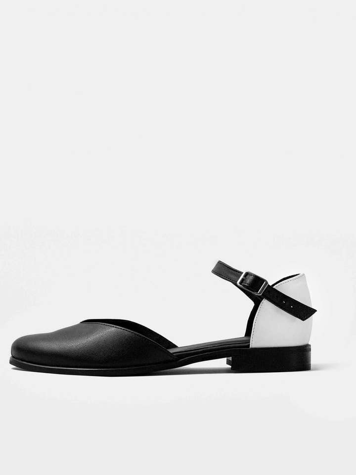 Alexa Pumps Kaktusleder-Ballerinas für den Großhandel von Bohema Clothing