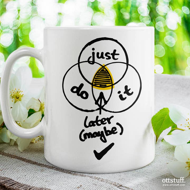 Caneca “Just Do It (talvez mais tarde)” por atacado de OTTSTUFF