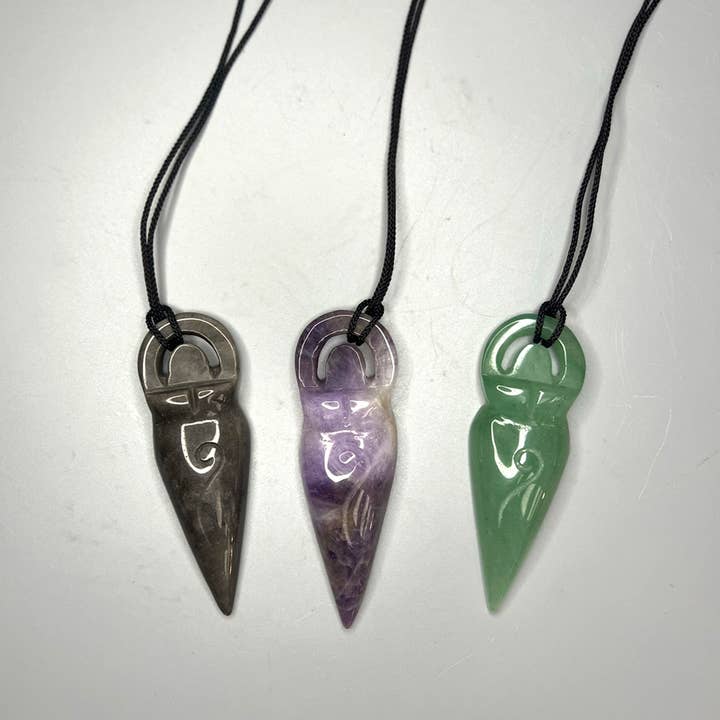 VIE – Engroshandel Halskæde med vedhæng – Vedhæng af Moder Jord-gudinde, 8x3 cm15