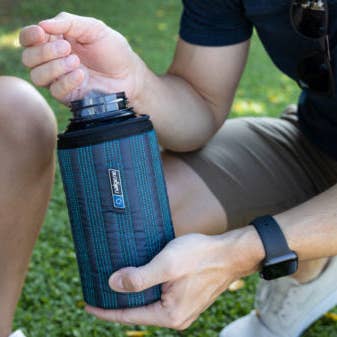 One Bay Distribution - Wholesale Water Bottle - Nalgene 32oz W/M Bottle Insulated Sleeve, Blue/Green3