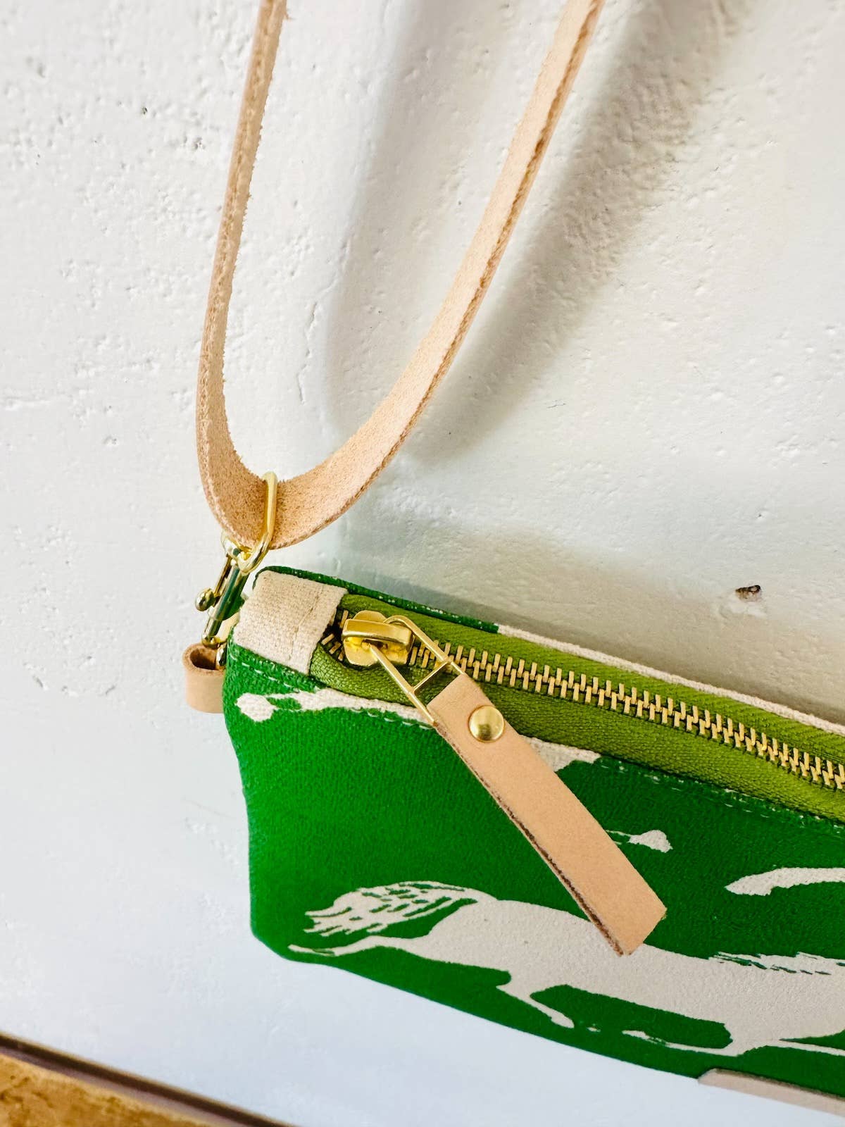 Erin Flett - Vendita all'ingrosso Borsa a tracolla - Donna - Borsa a tracolla Judy – Lorton Trot8