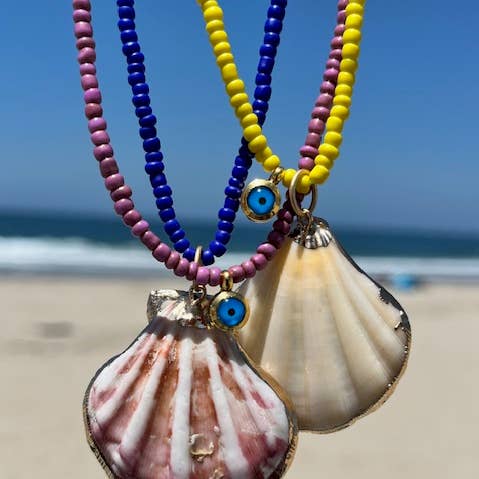 Playa Necklace and other Purchase Wholesale shell beads. Free Returns & Net 60 Terms on Faire trending on Faire.