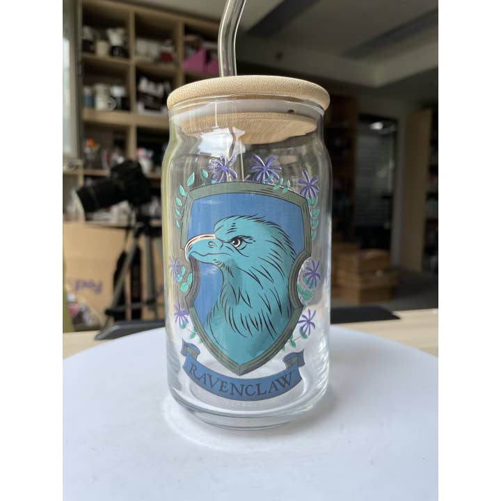 Silver Buffalo - Wholesale Drinking Glass/Cup - Flora and Fauna Ravenclaw House Crest 16oz Glass Tumbler