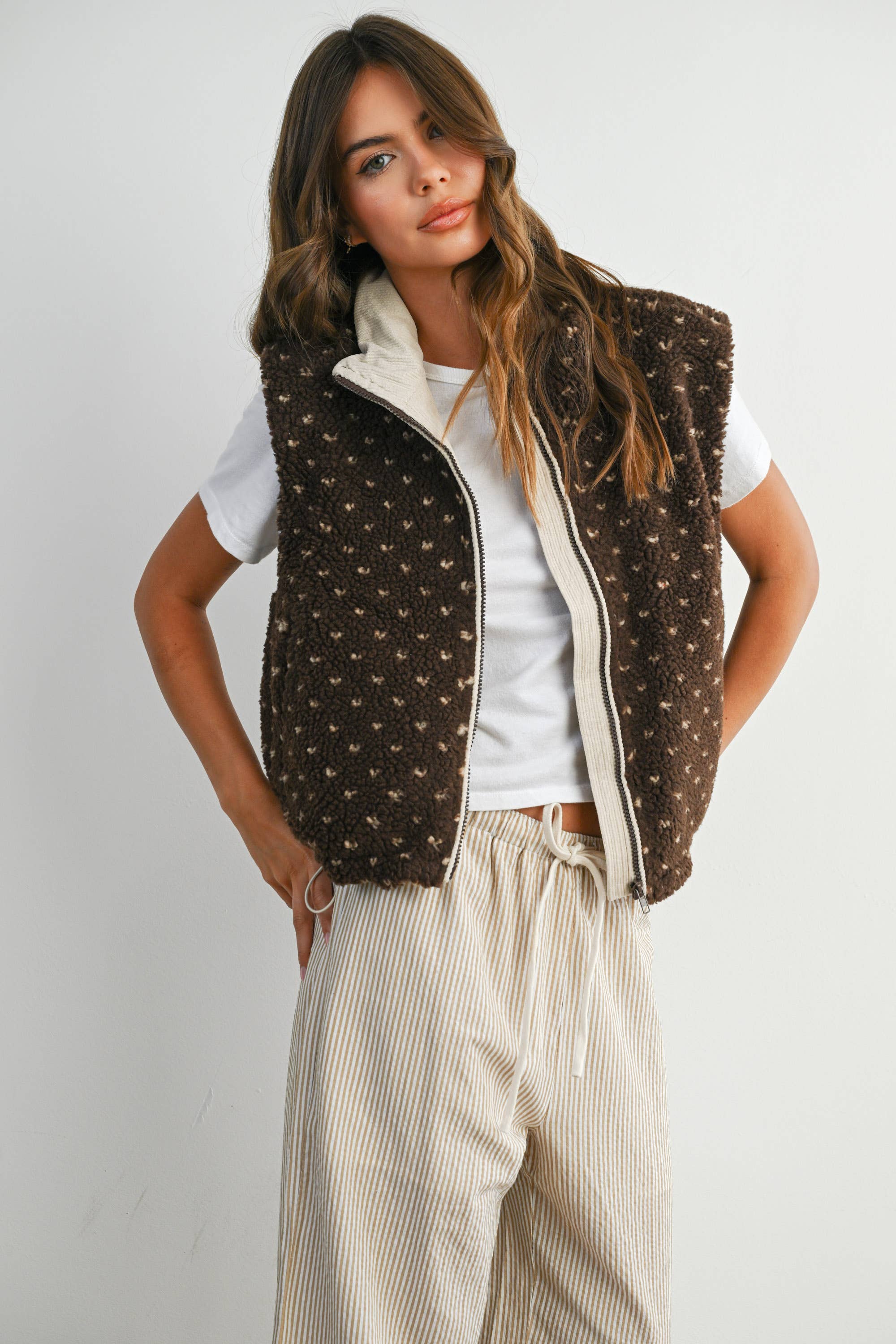 BUTTERMELON - Wholesale Jacket - Women's - Floral Fleece Sleeveless Vest - BMJ784954