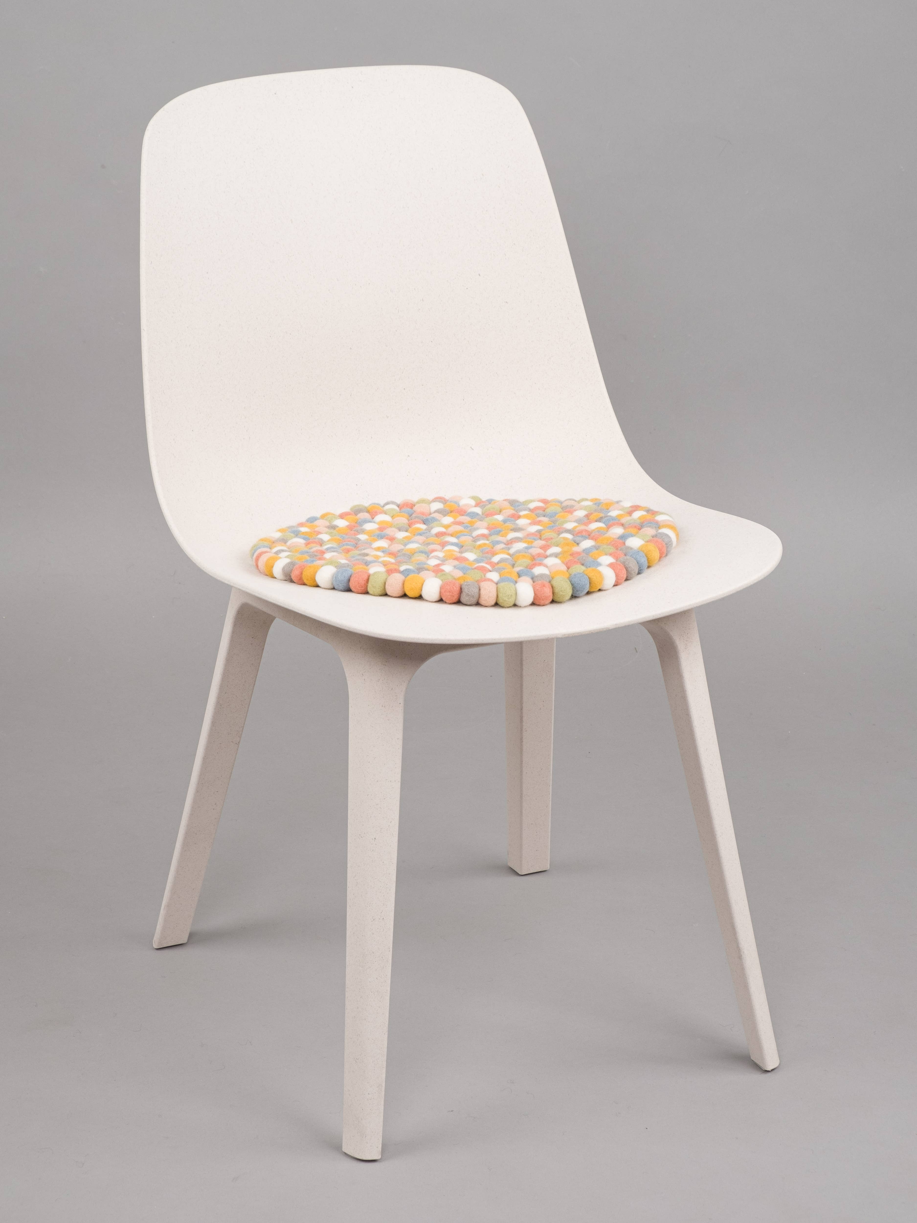 myfelt - Vente Coussins de chaise - Coussin de siège boule en feutre - Ø 36 cm - Liese 100 % laine1