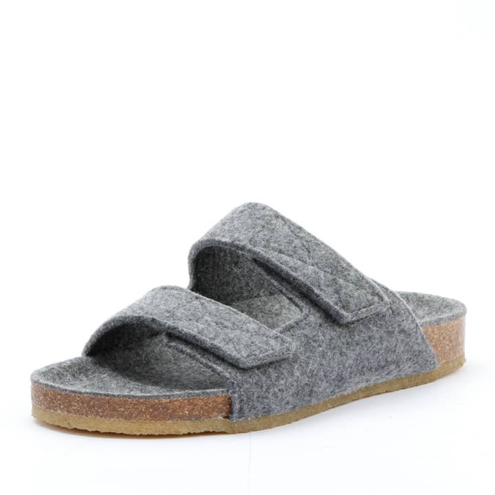 Mule Cody en laine mérinos recyclée pour la vente par Greenergrass GmbH