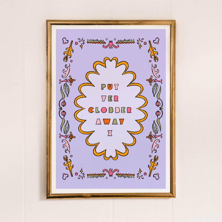 Put Yer Clobber Away X Liverpool-kunstdruk voor wholesale door Freya Niamh