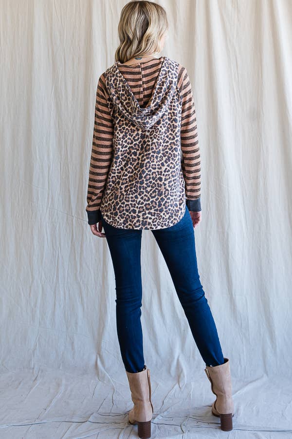 7th Ray – Großhandel Hoodie – Damen – Leopardenstreifen Ärmel Kordelzug Kapuzenpullover T443613