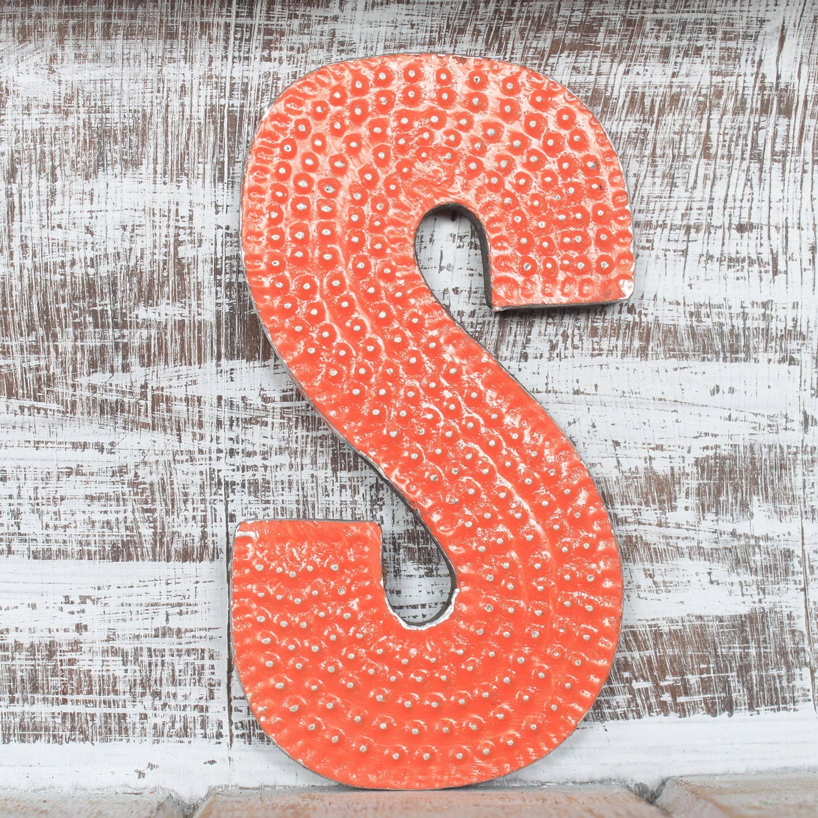 AWGifts Europe - Wholesale Decorative Tabletop Object - Letter "S" - Assorted Colours - 15cm2