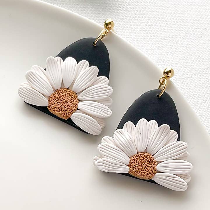 Daisy Flower Earrings, Black Clay Earrings, Hypoallergenic for wholesale by My Sister’s Things