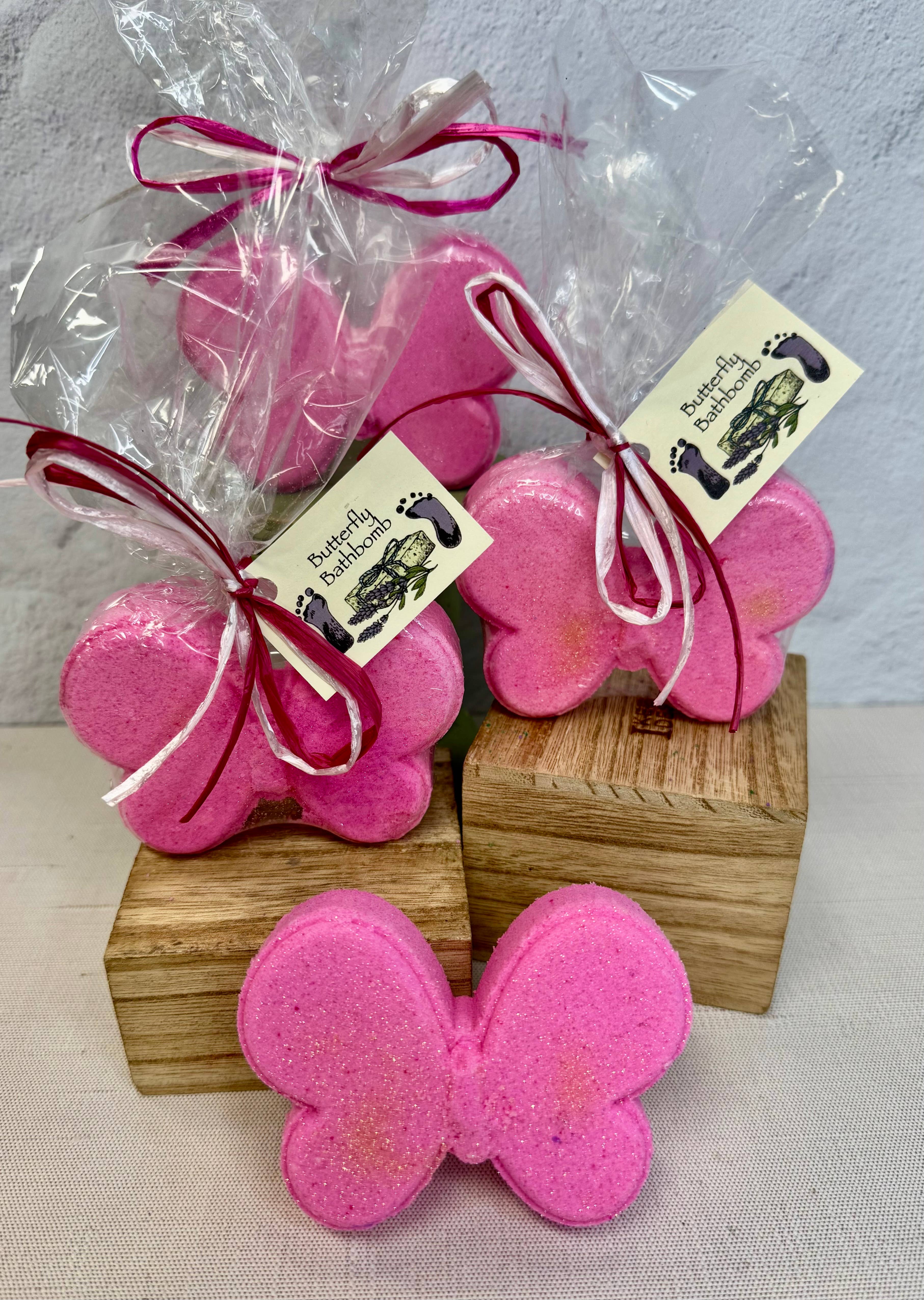 Penelope's Soaps & Such – Engroshandel Badekugle – Bath Bomb -- Butterfly2