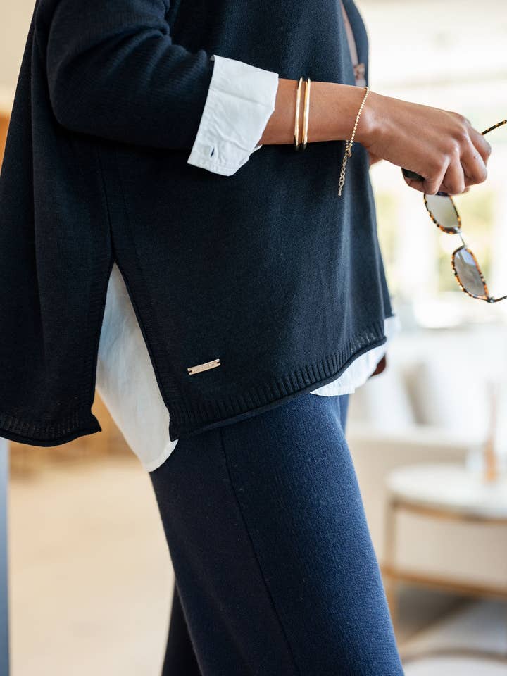 MERSEA - Wholesale Knit Top - Women's - Catalina V Neck Sweater6