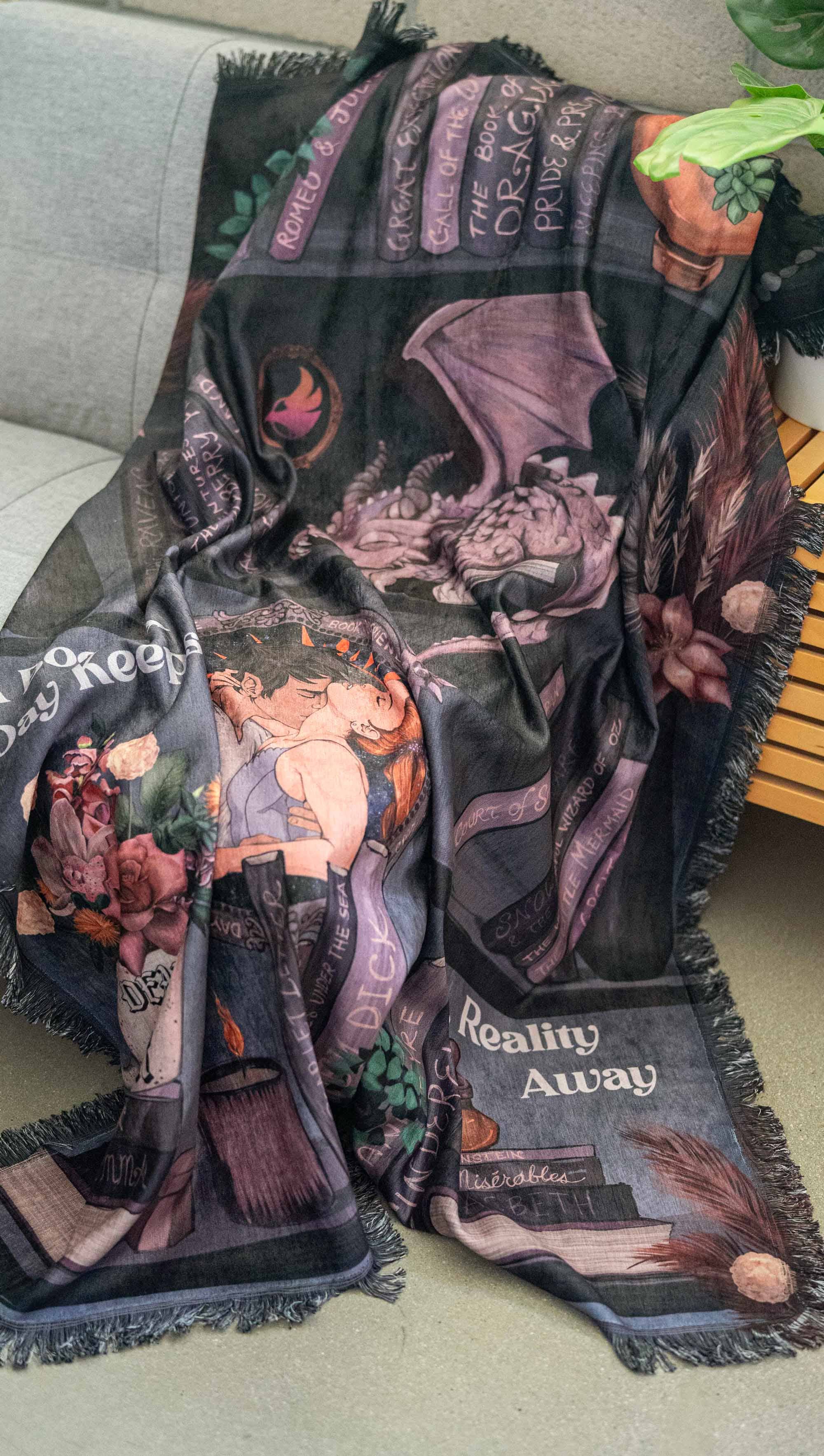 Eagle Rock Werkshop® - Wholesale Tapestry/Textile - Bookshelf - Chenille Tapestry with Tassels3