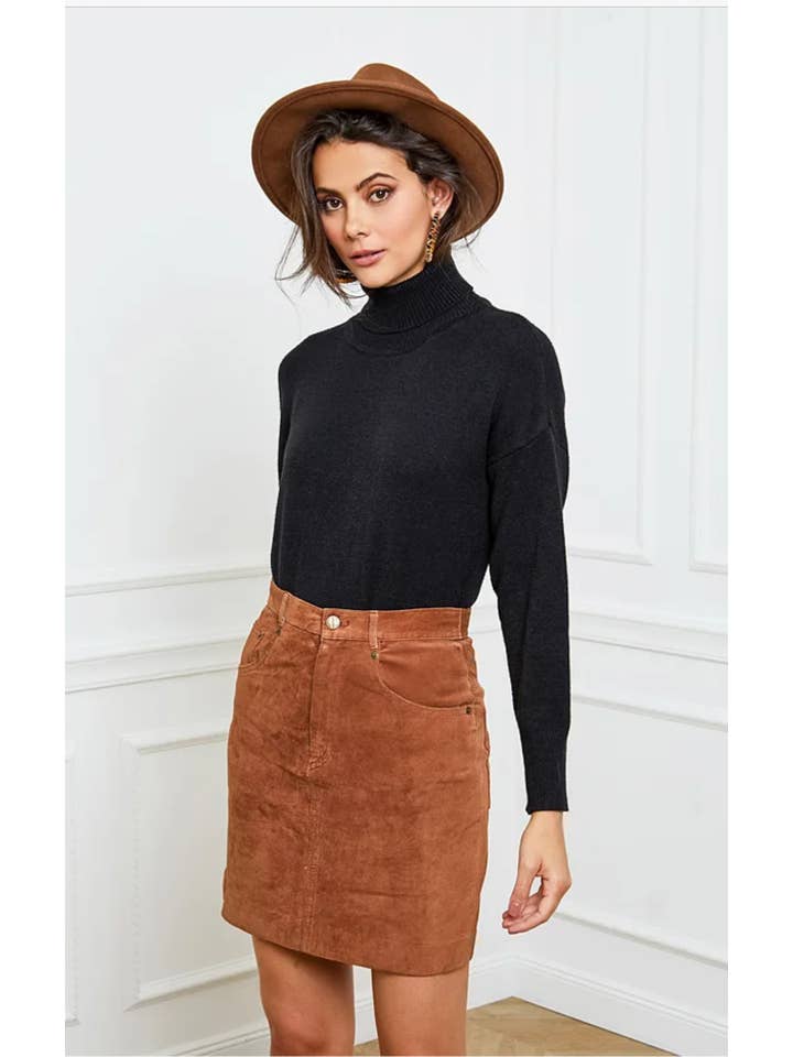 LÉA & LUC - Wholesale Knit Sweater - Women's - Turtleneck sweater with pockets REF. 003054