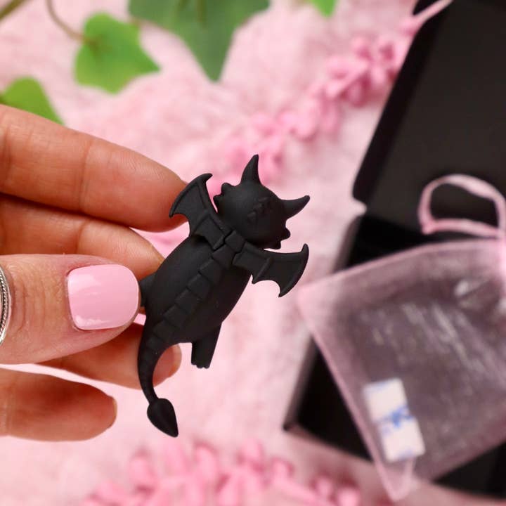 Miessol - Wholesale Book Holder - Dragon Kindle Reading Buddy / Hipper6