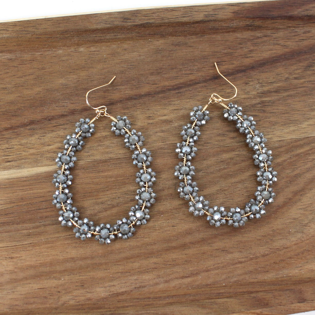 Pretty Persuasions - Wholesale Dangle Earrings - E24098 Beaded Flower Dangle Earrings12