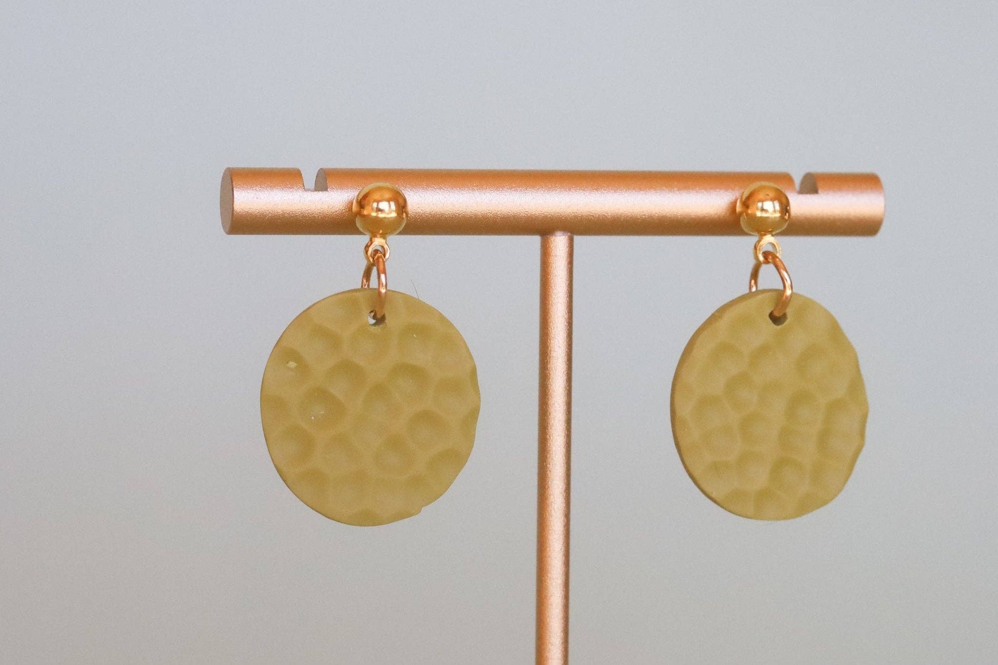 Rainbow's Clay - Wholesale Dangle Earrings - Hammered Circle1