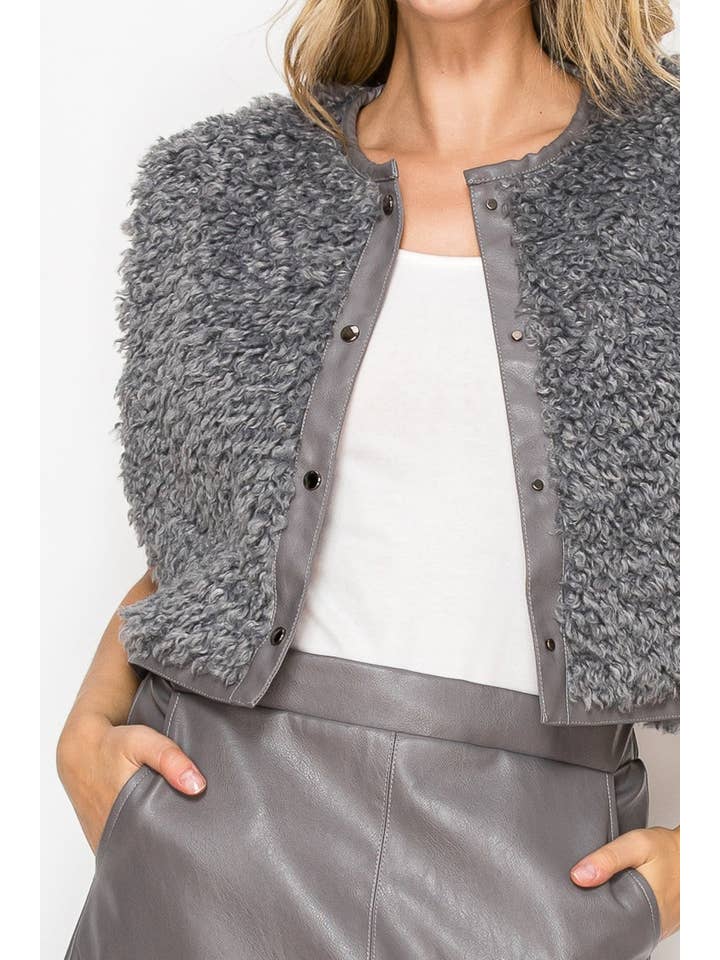 Joh Apparel – Großhandel Oberbekleidungsweste – Damen – Jacquelina Sherpa Fell- & Lederweste6