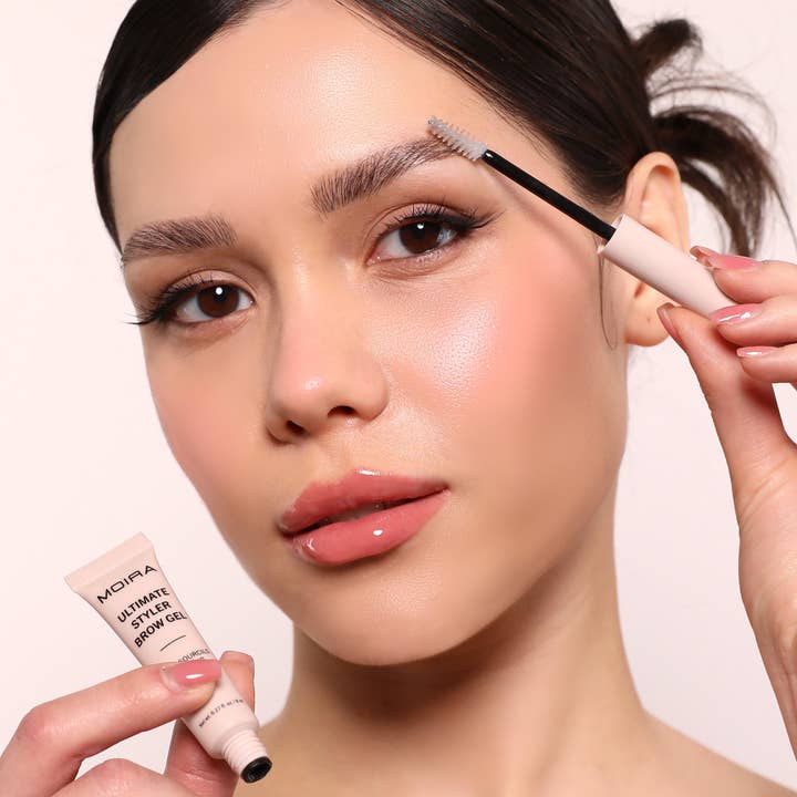 Moira Cosmetics - Wholesale Eyebrow Pencil/Filler - Ultimate Styler Brow Gel (004, Dark Brown)2