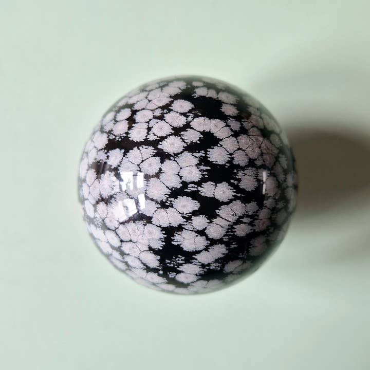 Moonlight Gemstones - Wholesale Spiritual Stone/Crystal - Crystal Ball Snowflake Obsidian 65mm Gemstone Crystal Sphere - 333 grams obsidian2