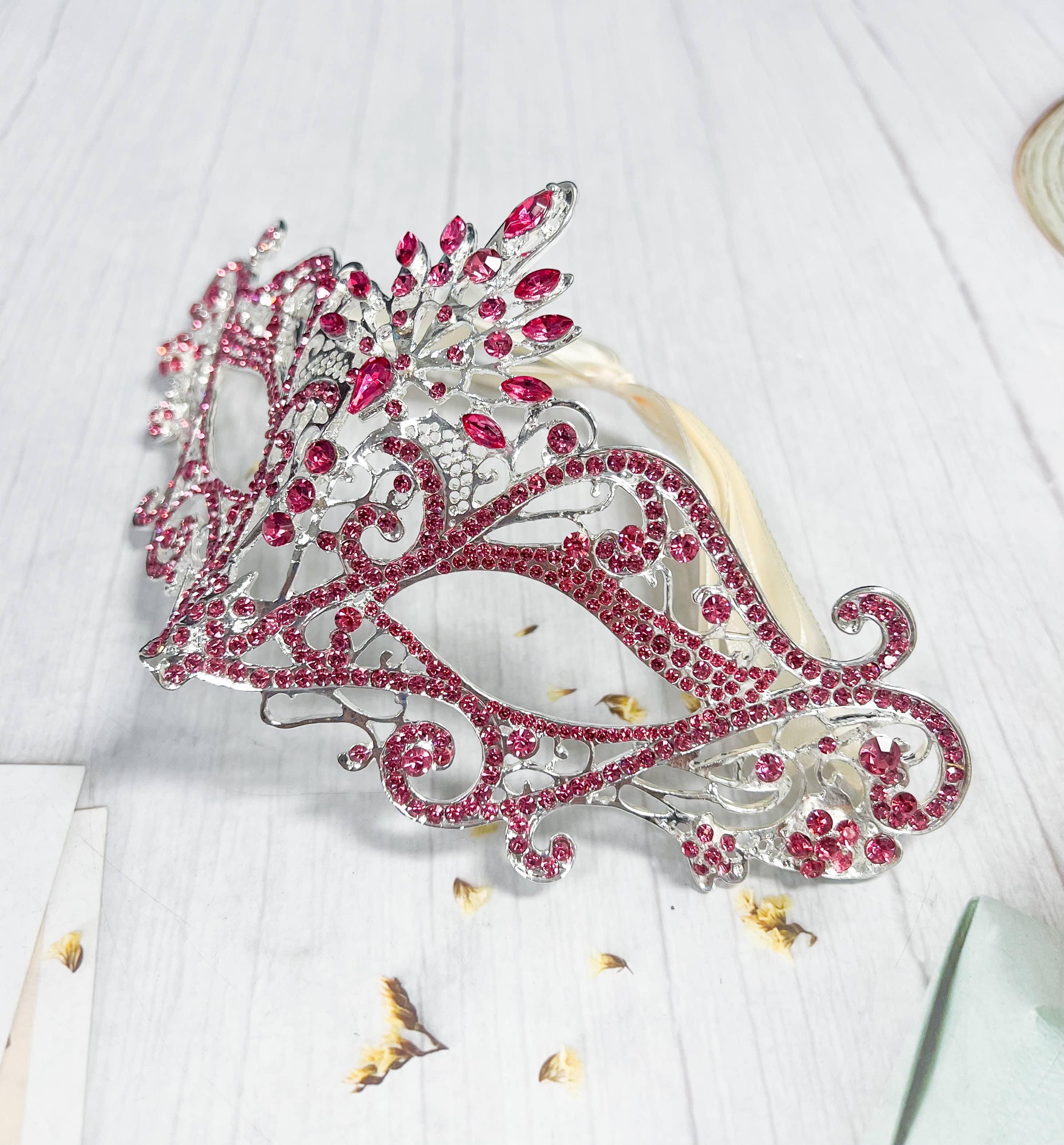 Happy Dream Gifts – Großhandel Kostüm – Damen – Rosa Maskenmaske, silberne Ballmaske, Maskenballmaske1