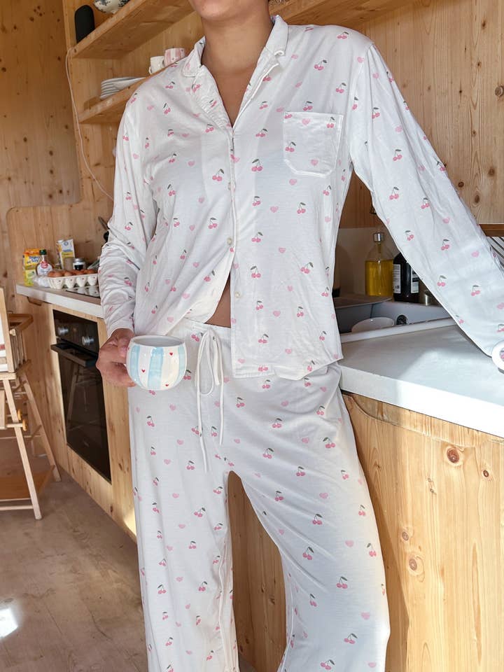 Sunday's and co - Wholesale Sleepwear Top - Women's - Pyjama top cherries/hearts eco-friendly5