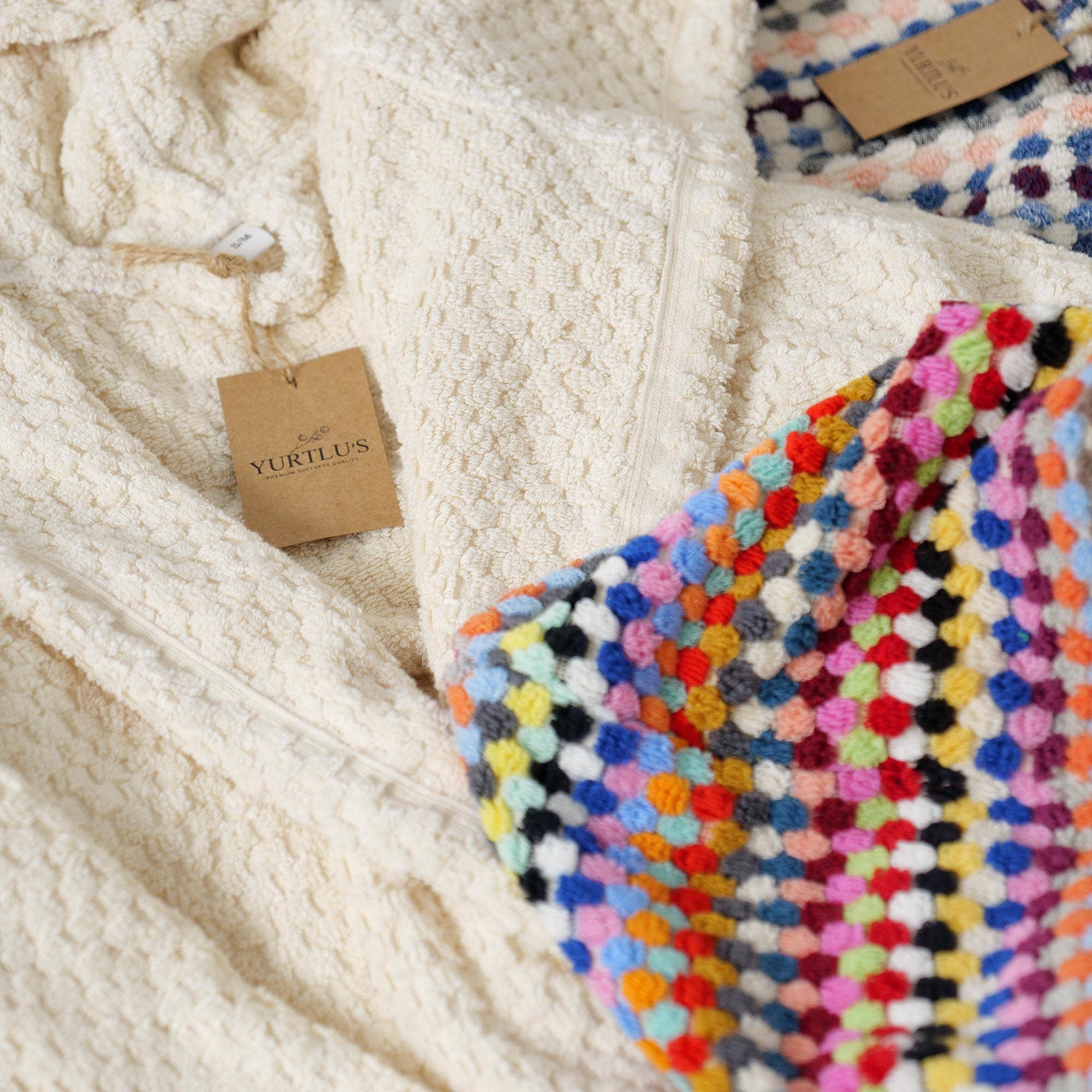 YURTLUS - Venta al por mayor Bata - Unisex - Bata de burbujas tejida a mano, albornoz con pompones en telar manual 100% algodón 611