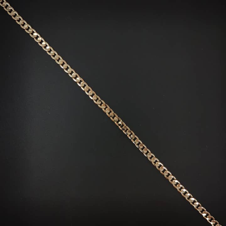 Aim Eternal - Vendita all'ingrosso Collane a catena e maglie - Collana a catena piatta in oro 18 carati, collana a catena da 19,6 pollici con finitura a barbazzale per la creazione di gioielli, collana a barbazzale di larghezza 4 mm con fermagli a moschettone | CN-6843