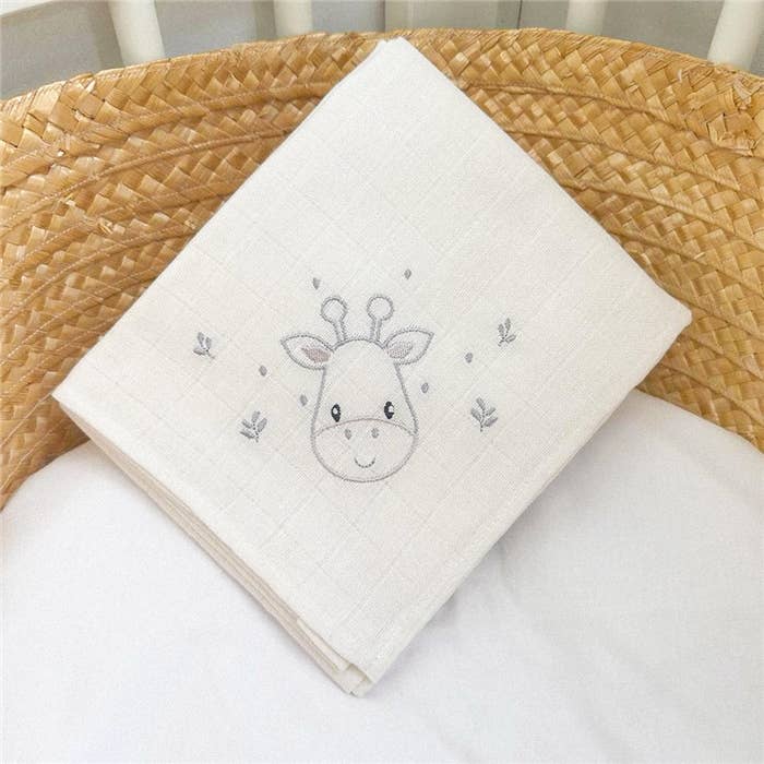 Fralda Fabric Giraffe for wholesale by Blue Kids