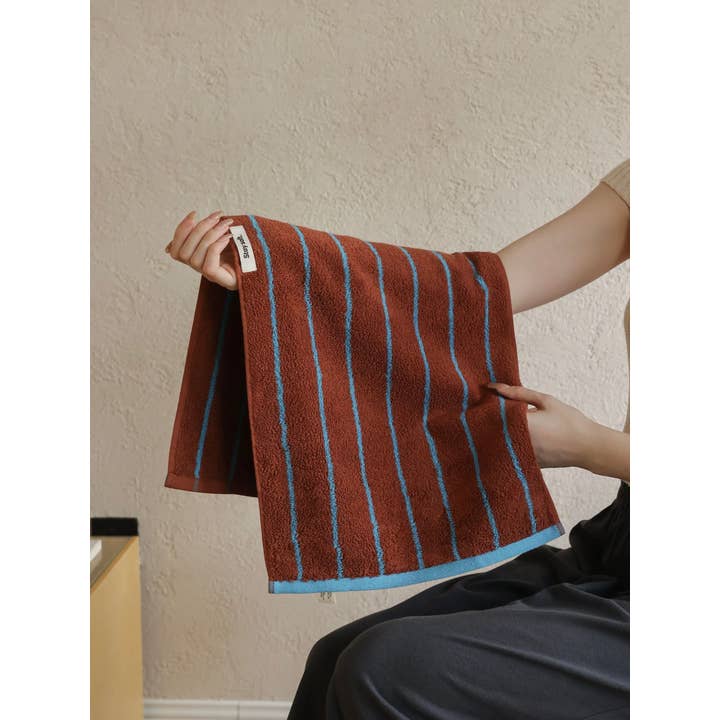 INSPECIAL HOME - Wholesale Bath Towel - 100% Cotton Retro Earthy-tone Pinstripe Soft Plush Towel 3