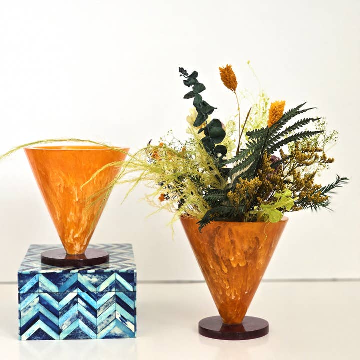 Gibb & Daan - Wholesale Vase - Handmade Multi Color Resin Flower Vases - Dry Flowers Pot