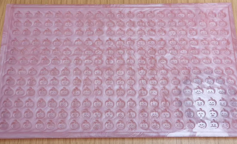 Mr Resin - Wholesale Craft Supplies - Pumpkin (Halloween) Scoop / Scoopy / Scoopies / Tiny Melts Silicone Mould2