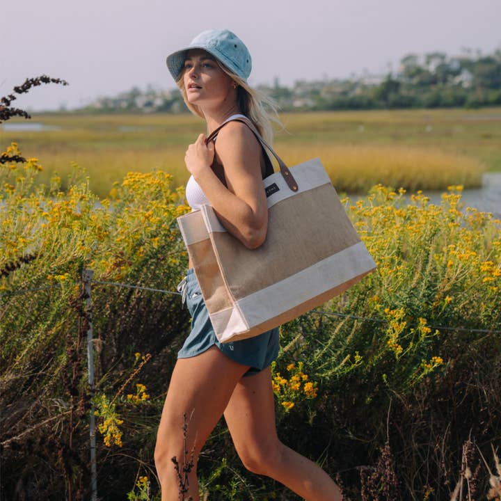 Out of the Woods® by KeepCool Bags - Wholesale Tote Bag - Women's - Jute Reusable Market Tote - Cream White SMALL CASE PACKS