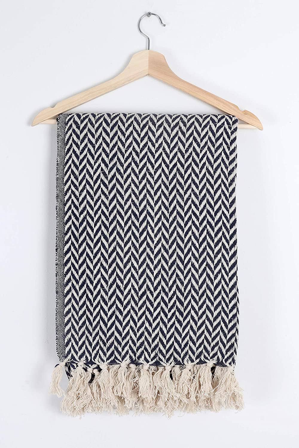 Arkwright Home - Wholesale Throw Blanket - Throw Blanket, Patterned Cotton with modern design16