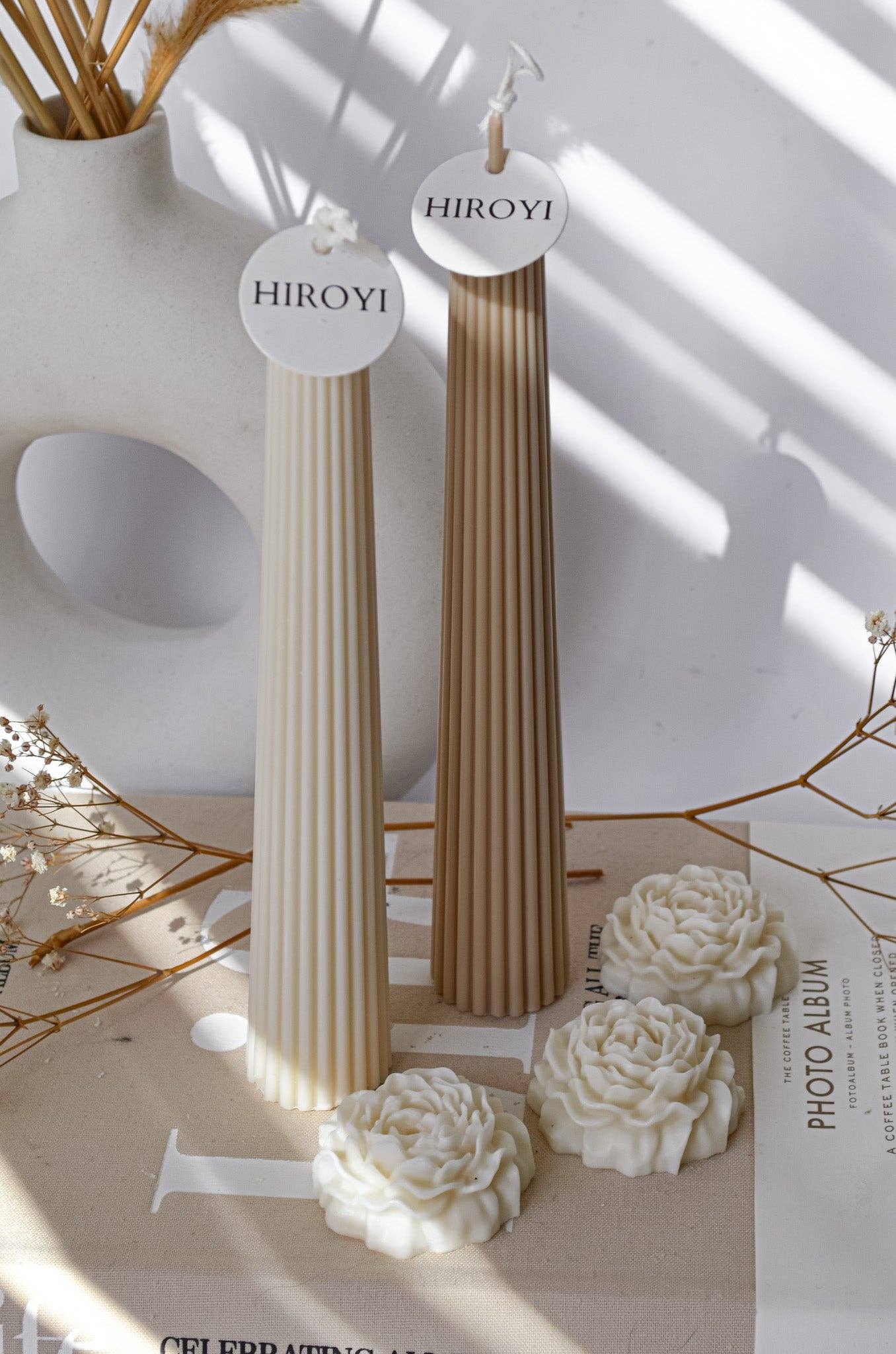 Hiroyi Decor – wholesale Avsmalnande ljus – Ribbade konformade ljus1